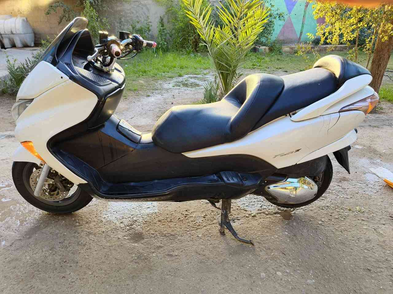 اسلام عليكم 9/0 أخت الجديده كامله كهربايات كله شغاله تجي وشوف سعره 850 أو بيه مجال حك الجيه متواجد واتساب خاص  *********** بغداد
