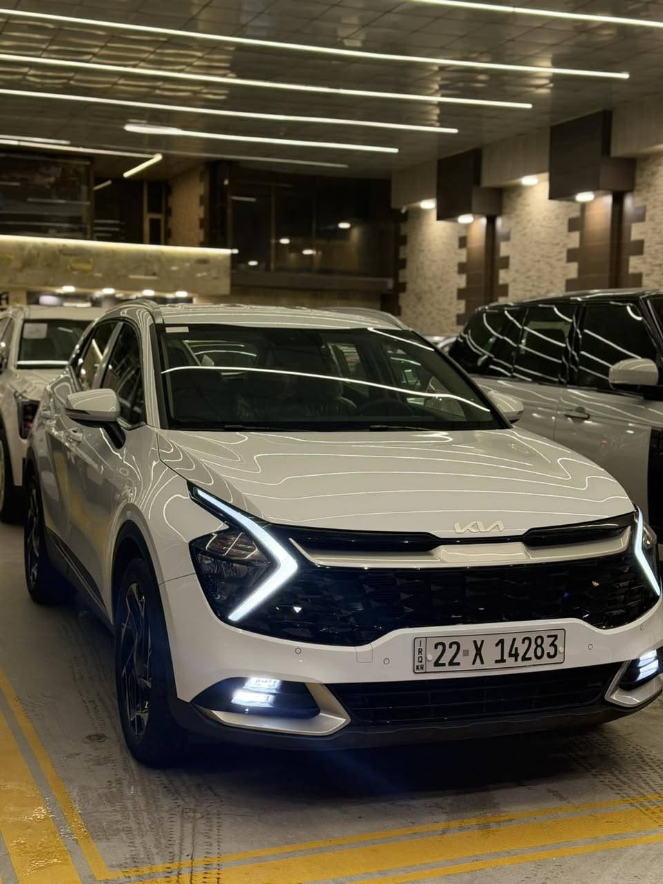 ‏Kia Sportage🚗 | 2025

عداد مسافه 7000KM

المواصفات:
 •نقاط عمياء رادرات جانبيه بالمرايه
 • محرك سعة 2000 سي سي
 • بصمة + تشغيل عن بعد
 • كراسي كهرباء مع تدفئة
 • ستيرن تدفئة + شفتات كير سبورت
 • شاشة متصلة تدعم Apple CarPlay & Navigation
 •  قماره حديد 
 • تبريد شاشه مناخ منفصل
 • جنطة كهرباء خلفية
 • ويل حجم 19 إنج
 • شحن وايرليس
 • سايدبريك دگمة + أوتو هولد
 • درايف مود (أنماط قيادة)
 • مانع انحدار + مانع انزلاق
 • فول تحكمات ستيرن
 • كامرة دوارة + حساسات أمامي وخلفي
 • لايت زينون عالي/ناصي + LED ليزري نهاري
 • بك لايت LED
 • المرايا الجانبية كهرباء مع إشارة

الضمان:
 ضمان 5 سنوات / 100,000 كم –

📍 العنوان: بغداد – النهضة – الشارع العام – معرض عايد لتجارة السيارات
📞 للتواصل: ***********
