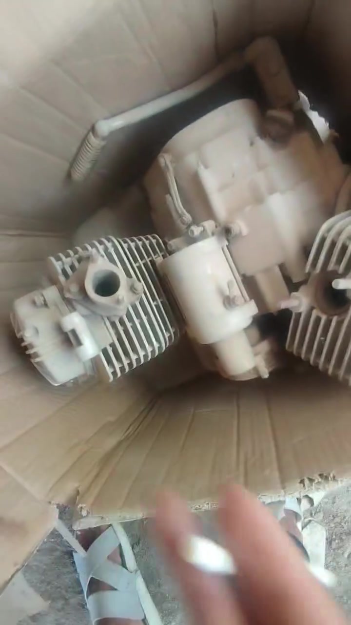 محرك ستوته شرط النضافه بس متروك شوفو الفيديو الي يريده غراضه كامله مكمله ***********قيم وخذه
