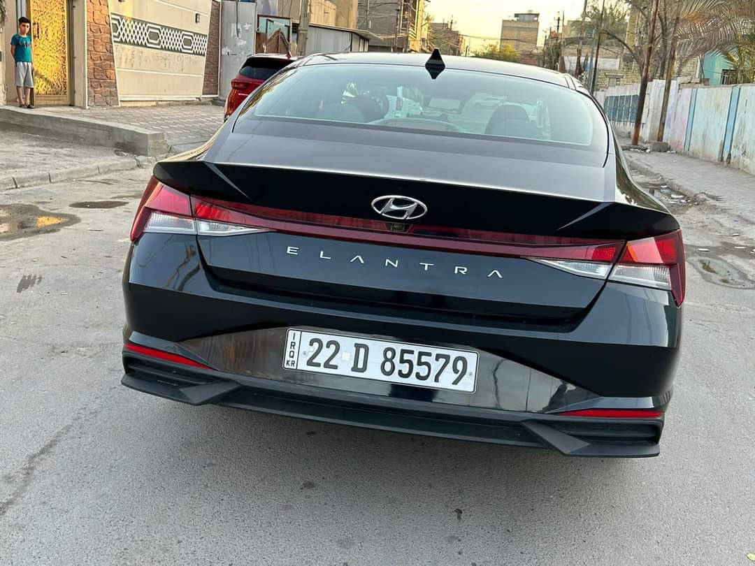 للبيع | النترا أمريكي 2022 بدون إيرباك
📍 تحويل موجود – الرقم شمالي اربيل

المواصفات:
 • السيارة ماشية 31,000 كم فقط
 • رادار أمامي وجانبي
 • تحذير تصادم أمامي + بريك أوتو
 • كاميرات محيطية
 • ABS + أنظمة أمان كاملة
 • مثبت سرعة
 • قيادة ذاتية
 • بطارية جديدة
 • تخم + تايرات جديدة
* تحكمات ستيرن كاملة
* ⁠شاشة كبيرة (آبل كار واندرويد أوتو)
* كشنات جلد
 • السيارة نظيفة استخدام شخصي جداً

حادث جاملغ خلفي (موضح بالصور – بسيط)

ملاحظات مهمة:
 • مكينة، گير، شاصي سليم 100% 
 • فحص بأي مكان تختاره
 • جاهزة للتحويل وما تحتاج شي

📞 للاستفسار اتصل
***********
مكان السيارة بغداد / البنوك
السعر 15,600$ قابل للتفاوض للجاد فقط
