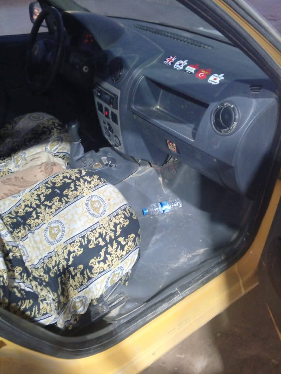 سعر 10 ورقات *********** فقط واتساب
