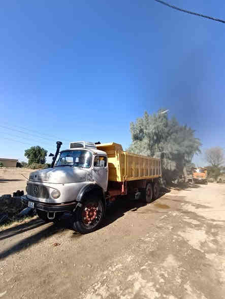 سلام عليكم للبيع اقجم موديل 1974محور 81   سياره جاهزه للشغل سعر 45 مليون وبيه مجال    ***********  /***********
