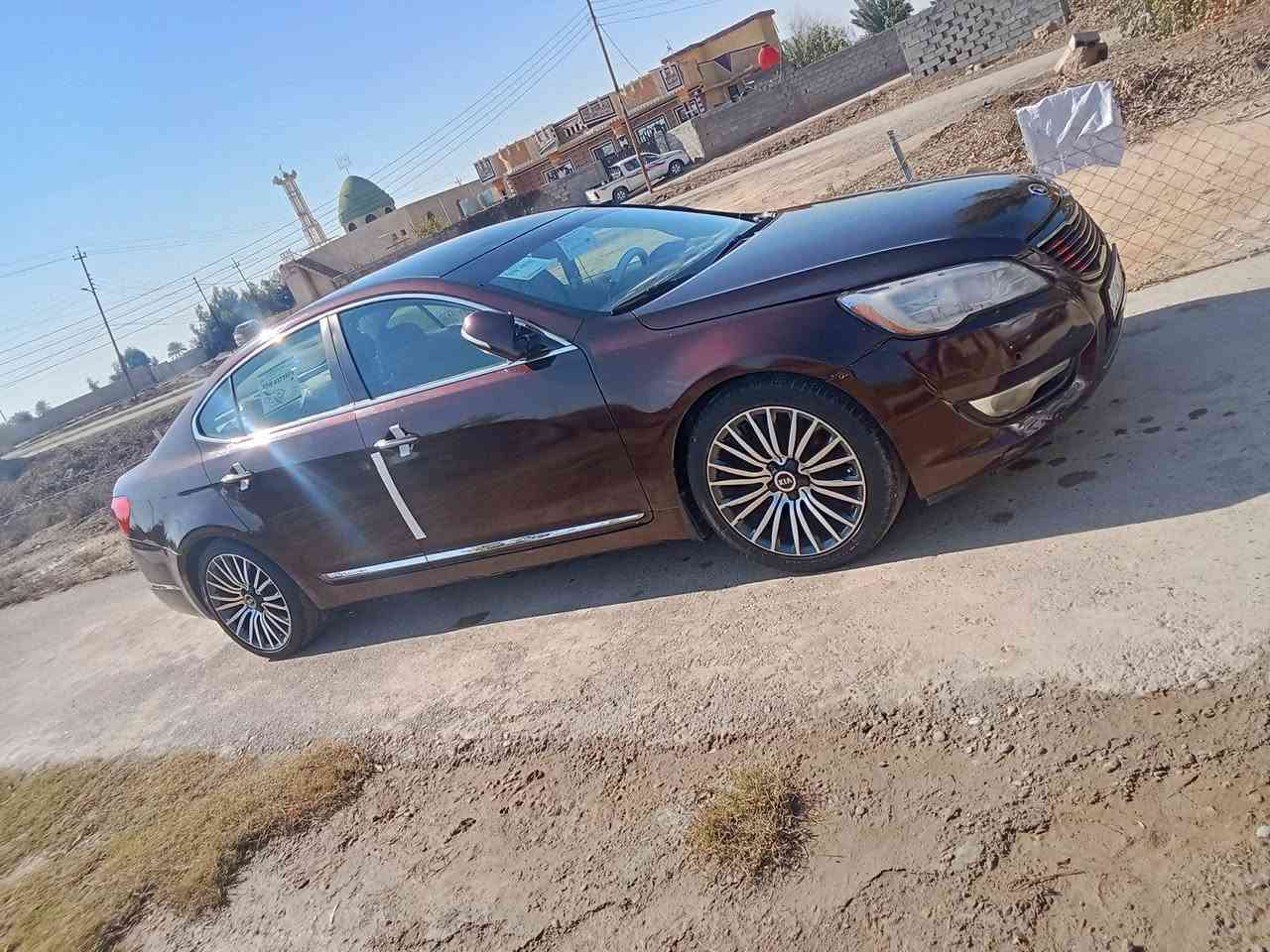 سلام عليكم البيع كيه كادنزا 2011رقم سليمانيه دولي
فول مواصفات ماعده الفتحه والبصمه محرك 6 سلندر
دوشه الغرفه بني رومه تحكم استيرن امري شفط محرك كير شرط كفاله عامه السياره جاهزه من كلشي 
رقم الهاتف ***********
