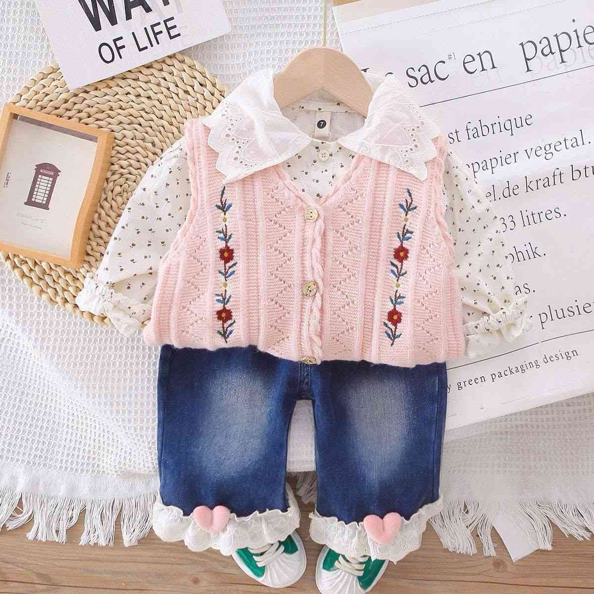 طقم بناتي بهاري 3قطع كوالتي عالي قياس من 3سنه لل6سنه العنوان بابل الحصوه واتساب ***********راذط التيك توك https://www.tiktok.com/@atfalstael123?_r=1&_t=ZS-93npUWs4x7t رابط الانستا https://www.instagram.com/atfal_stayl?igsh=bncwaGVrNWkwZnUx&utm_source=qr
