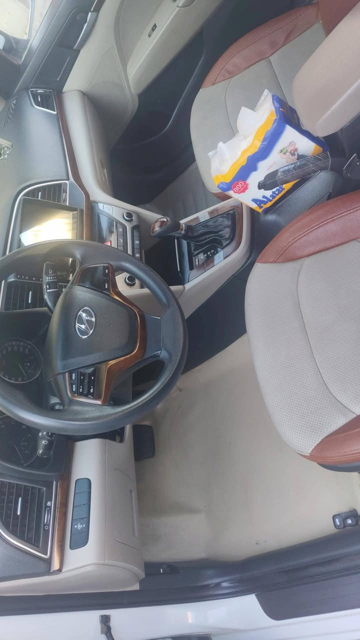 السلام عليكم. 
النترا 2019 خليجي  بأسمي  سنوية 2029 ابيض ماشيه 104  بغداد فول بصمه فتحة 3انظمه قياده. 
مكفوله  فقط شخط بالدعاميه كما موضح بالصور. 
مكينتهه مفتوحه وبينه السونار سيارة خير من الله  . 
 السعر 157 وبي مجال بيسط... 
للتواصل ***********
