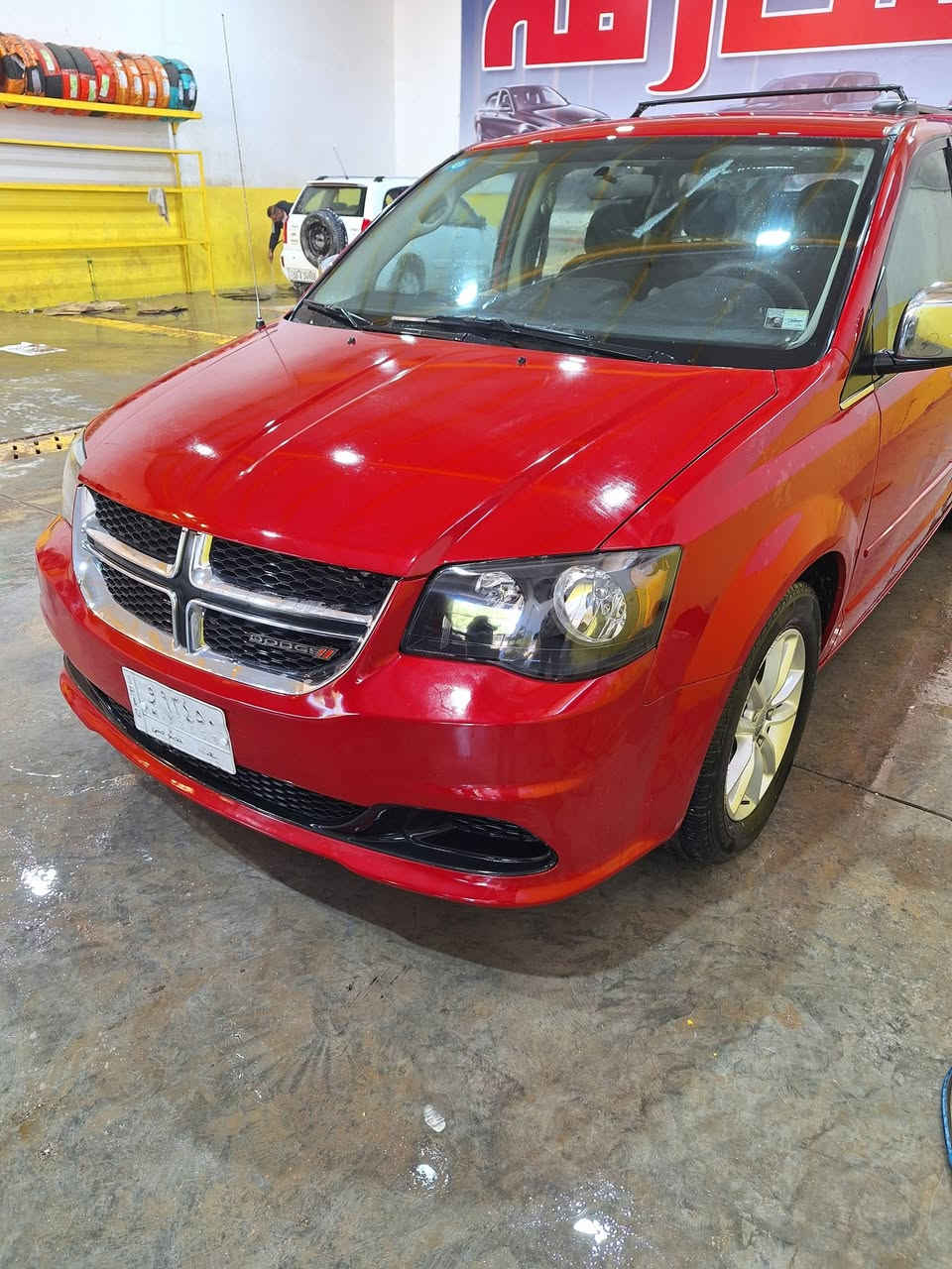 السلام عليكم 
دوج كرفان sxt 2015 للبيع فول مواصفات رقم بغداد موقع السيارة في بابل
بيبان سلايد كهرباء
باب الجنطة كهرباء
الجام كله كهرباء
شاشة داشبول وشاشة سقف
كرسي السائق كهرباء
حادثه جاملغ الأمامي الأيمن مع البنيد وخسفة بسيطة بالجاملغ الخلفي الأيمن أيضاً مصلحة
السعر 15300$ دولار قابل للتفاوض
التواصل مع الرقم المثبت بالمنشور لكوني مكلف بالنشر
***********
