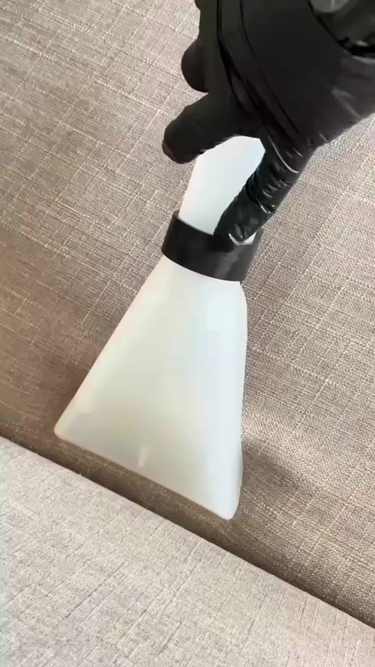 شۆردن وشککردنەوەی قەنەفەکانت لەشوێنی خۆی ✅
یەکەمین کۆمپانیای بواری پاکردنەوە لەگەرمیان ،

***********
