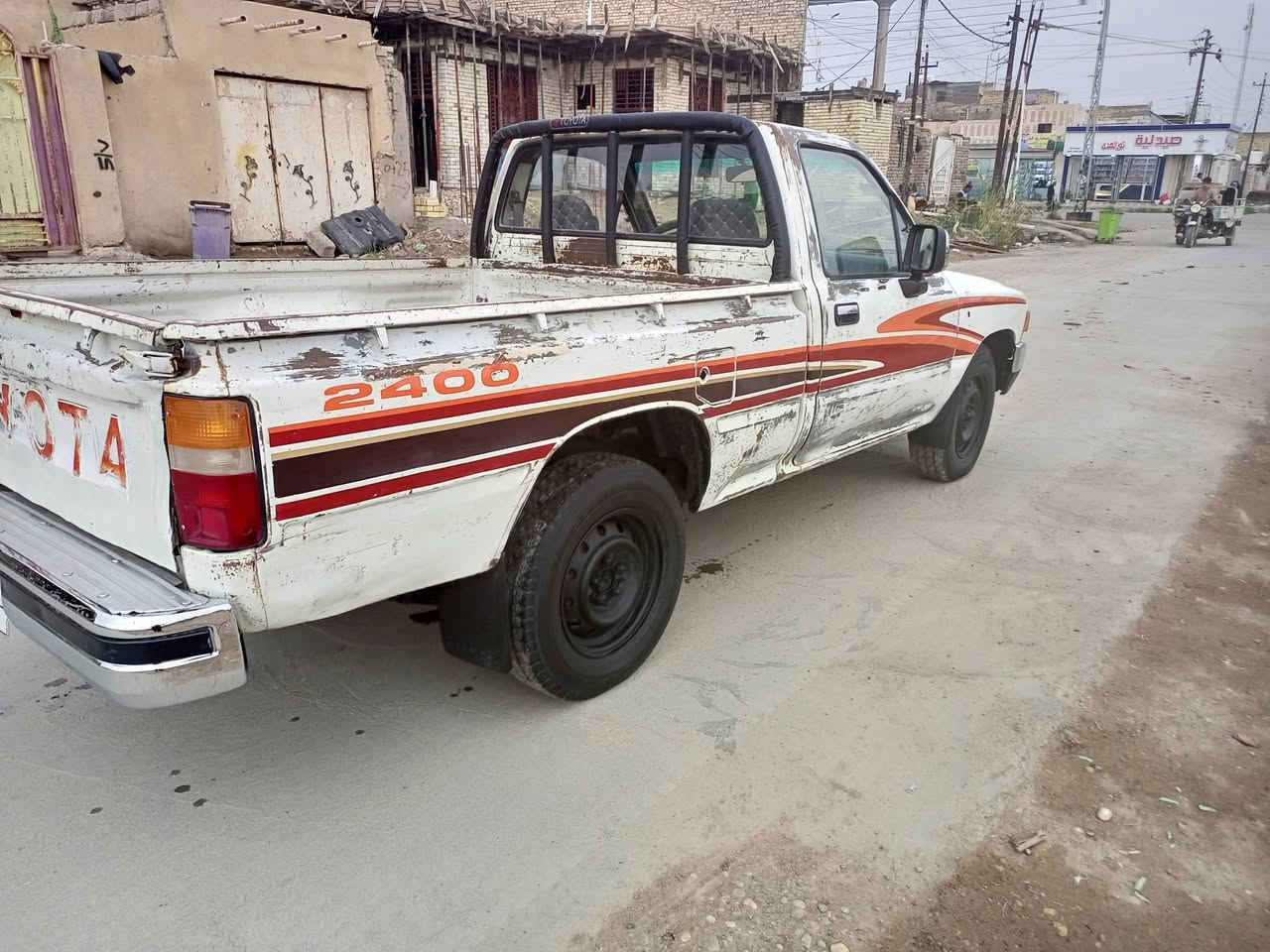 للبيع بيكم تيوته موديل 89 رقم ميسان مشروع وطني تحويل ثاني يوم سنويه الغاية 2028 مكينة وكير حداديه شاصي مكفول كهربائية ودوشمه جديده تخم تاير  سياره جاهزة كل نقص ما بيه مكان الناصريه قضاء الرفاعي رقم الهاتف ***********   *********** سعر 40 بيه مجال بسيط
