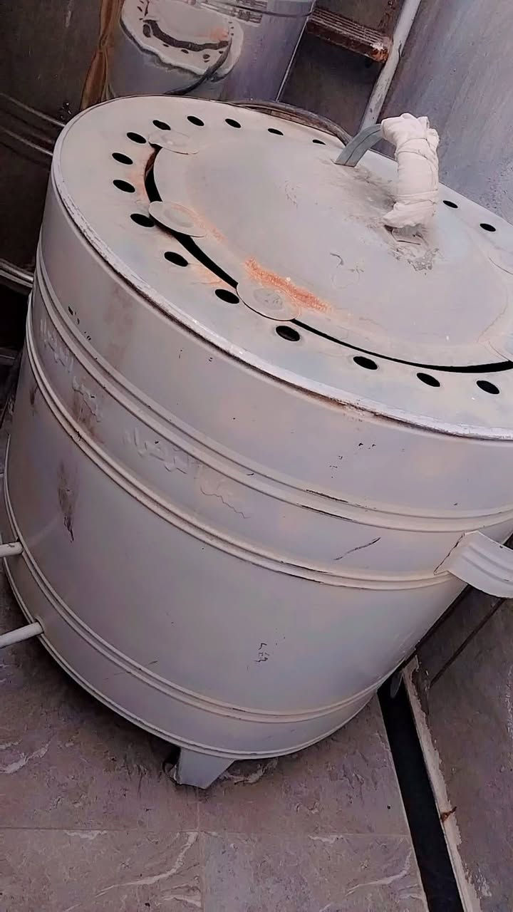 تنور غازي عازل حراره ثقيل الاصلي 
ماخذته ١٣٠ قفله ٦٥  عنوان الثعالبه قرب سيطره الشعب 
للمراسله خاص


**إذا كنت صاحب هذا الإعلان وتريد حذفه لأي سبب، رجاءا أرسل رسالة إلى الدعم الفني**