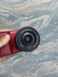 عدسة سوني 16-50 اصلي مال الكاميرا البلادية e mount شغالة ١٠٠٪؜ بدون اي...