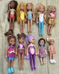 بنات باربي • ٢ قطع • مقفل