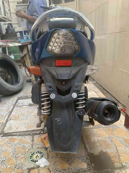 سلام عليكم دراجة جيتي آر للبيع خير من الله محرك مفتوح كاملة دراجة نقص ترايش الباقي كامل قبق كلج موجود كهربائيات عداد كلة شغالي ناعمة سلعة معدل صاروخ دراجة يرادلهة فايبرات مال كلج امامي نكرة سلف بي وكت سعر دراجة 600  و بيهة مجالً لطيبين مراوس عادي مكاني بغداد المين لثانية الرامل ***********
