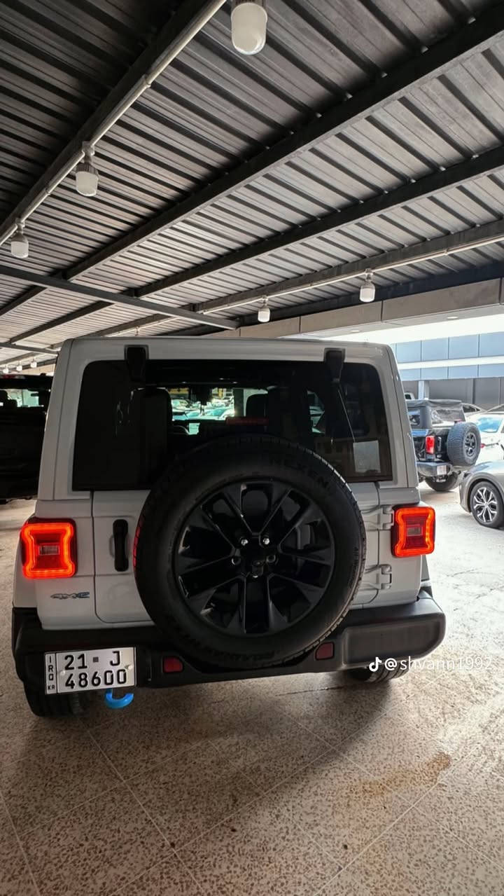 Type : JEEP WRANGLER SAHARA 4Xe

Model : 2024

Import : U.S.A

Mileage : 33,000 Mile

Part Of Paint : No paint

Engine : 2.0 V4 T / Electric  / Hybrid / 375 Hp

Price : $$$$$$

Location : sulaymaniah

Contact : ***********

Call : ***********

————————————————————————

نوع السيارة : جيب رانكلر سحارا 4Xe

مودیل : ٢٠٢٤

بل الإصدار : امریکي 

العداد : ٣٣،٠٠٠میل

الضرر : بدون سبغ

حجم محرك : ٢،٠ / ٤ سلندر توربو / هایبرد / کهربائي / ٣٧٥ حسان

سعر : $$$$$$

الموقع : ‏سليمانية￼ 

للتواصل :
***********
***********

