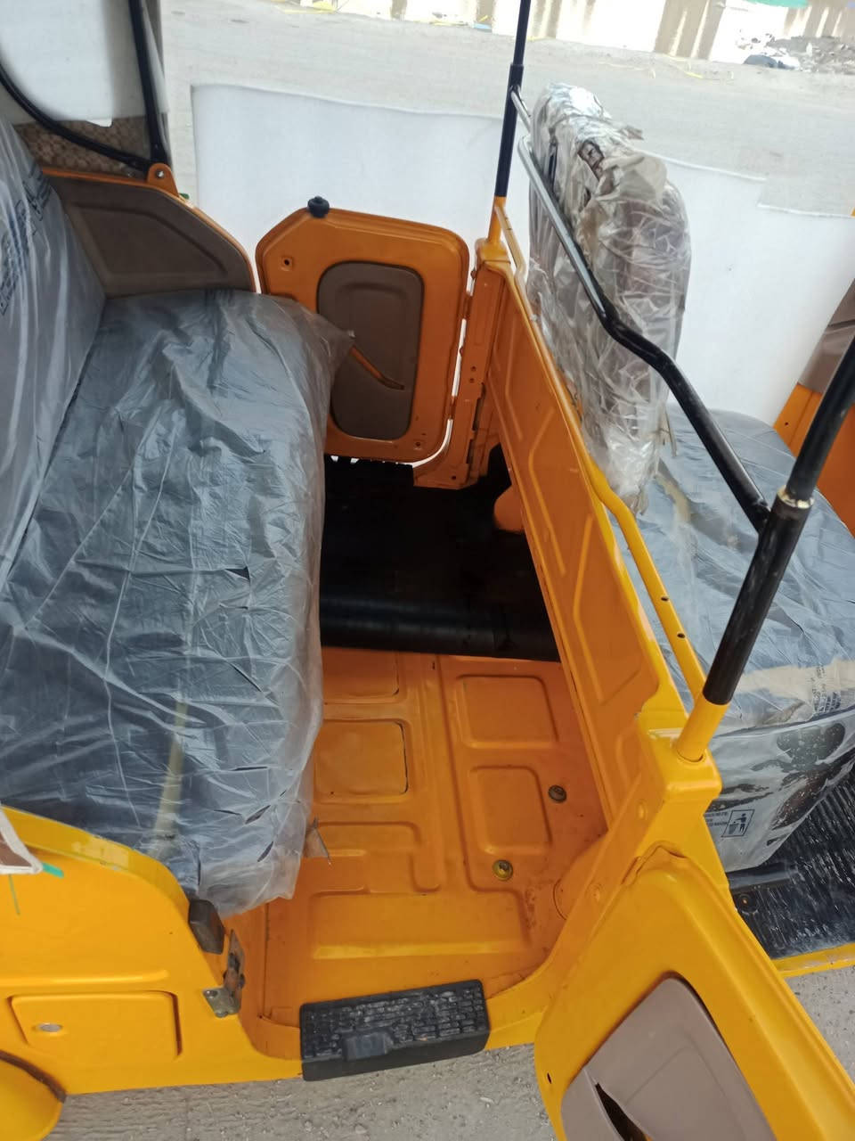 السلام عليكم تكتك 23 مضلع رقم بغداد تحويل ثاني يوم كشر مكفول المكينه مجفته الشراي يتصل السعر 9
***********
