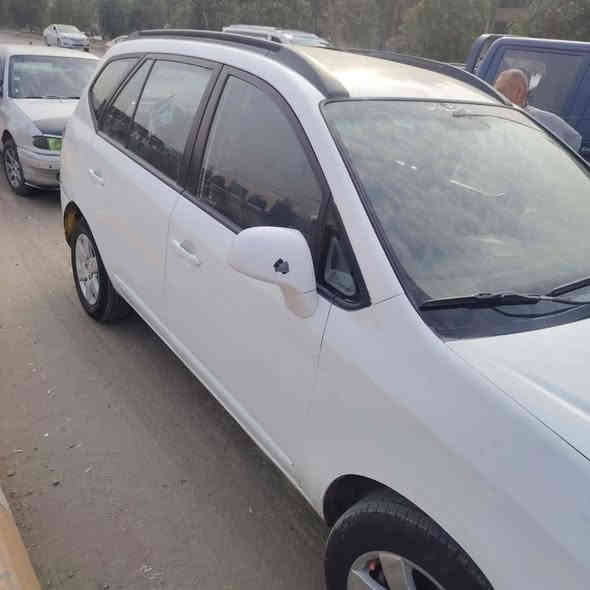 رندو 2008 رقم ديالئ مميز سياره خير من جاهزه سياره الله تخم تاير صدر كهربائيات شقاله بسمي سنويه ورقم جديد مصبوغه حزام جماليه 5 راكب محرك 6سلندر للبيع ب 100 وبيها مجال ***********
