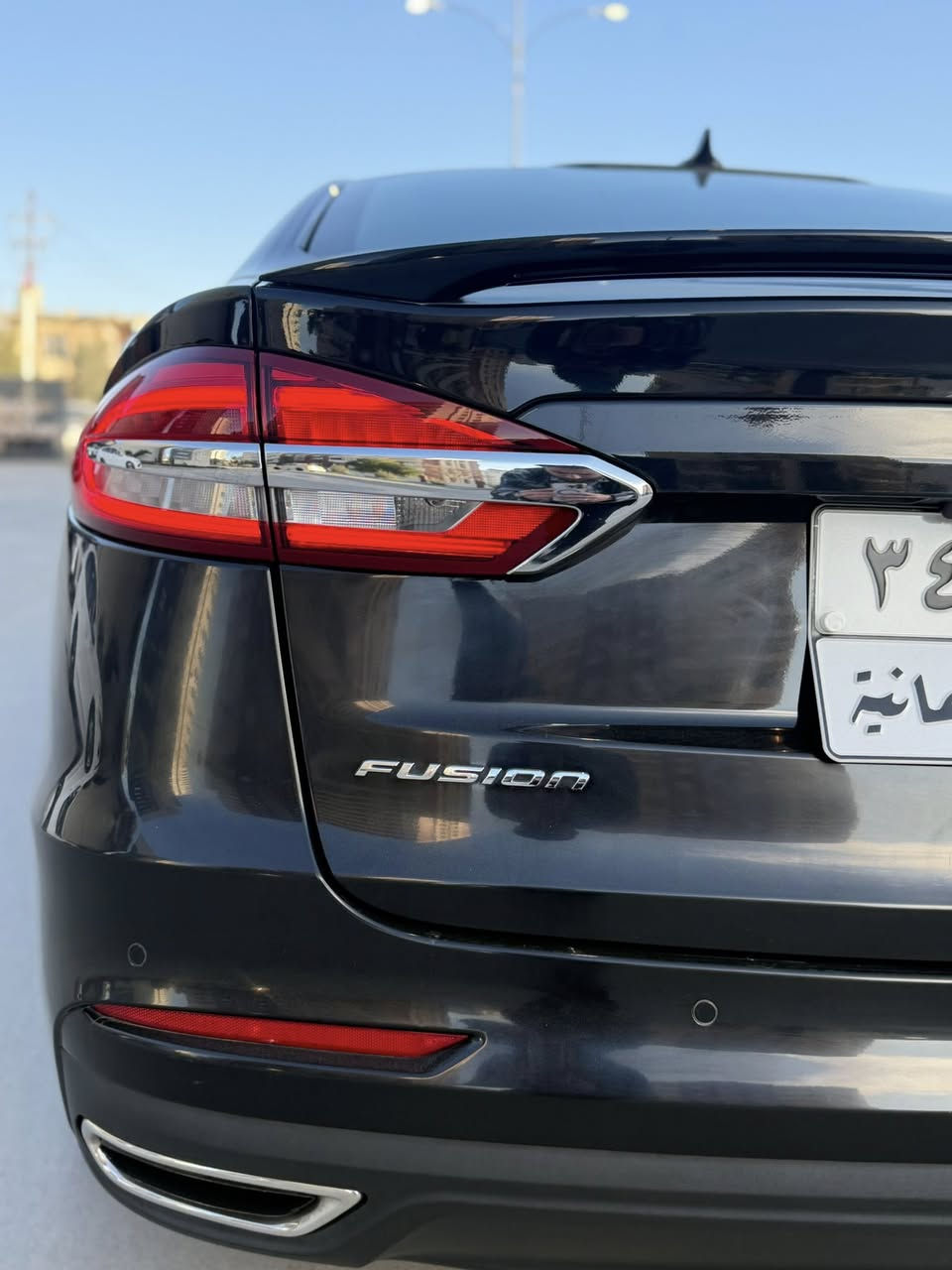 السلام عليكم ورحمة الله وبركاته 

‏‎       ——— لـلـبـيع  ———

‏‎ فورد فيوچن .      —      Ford Fusion

‏‎وراد أمريكي.        —  ايرباك البرده - الستيرن  

‏‎الموديل               — 2020

فئة                      — تيتانيوم  

حجم المكينه       — V4/2000 تيربو  

‏‎اللون                   — اسود    

المسافه المقطوعه —25,000 فقط بحالة الوكاله  

حالة السياره.    — ( صبغ جاملغ + البنيد   ) 

‏‎المواصفات 
‏‎-بصمة تشغيل
-بصمة أبواب 
-تشغيل عن بعد 
‏‎-ترحيب عند الاقتراب
-فتحة سقف 
-هاندبريك بصمه 
-مساعد نزول المنحدرات
-تبريد قطعتين 
-كشن السايق خزن ميموري
-ليد نهاري 
-لايتات LED
-داخل مميز ( قيسي )  
-رادار امامي - جانبي - خلفي 
-تنبيه ما قبل الاصطدام 
-شفتات ستيرن
-اشاره بالمرايه 
-كشنات جلد 
-كشنات تدفئه - تبريد 
‏-شاشه كبيره تدعم نظام الأبل كار باي ونظام الاندرويد 
‏‎-شاشه عداد 
‏‎-ستيرن بحركه كهربائيه 
‏‎-تبريد منفصل 
‏‎- بگ لايت LED 
‏‎- كود باب 
‏‎-تحكم ستيرن جهتين 
‏‎-تحديد سرعه 
‏‎-مانع انزلاق 
-حساس خلفي 
-كرسي السايق والراكب بحركة كهربائيه 
‏‎-ليد نهاري
‏‎-گير ماوس 
‏‎-كامره خلفيه دواره
‏‎باقي المواصفات المعروفه 

‏‎السعر            — 139$

رقم السياره    — السليمانيه  

‏‎موقع  السياره — السليمانية 

‏‎للأستفسار.     — ***********—***********
