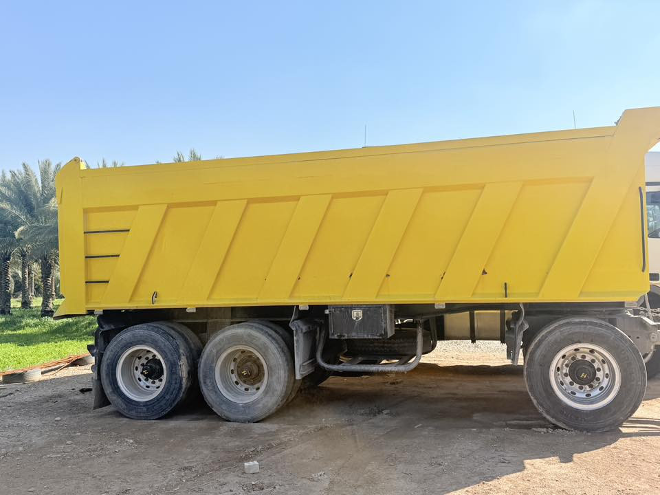 السلام عليكم/ للبيع مقطورة طول 7 شاصي 14 
دنگير 16 جك نساف تاير نص عمر وفوگ مكفوله السعر 165 مجالها بصيط /***********
