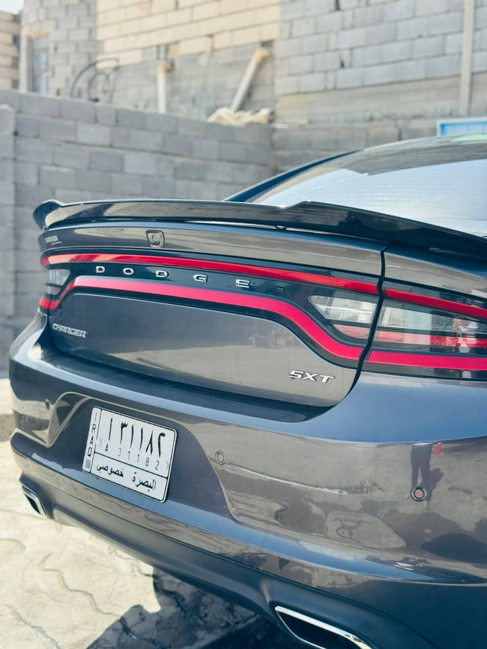 اعادة نشر بسبب الوعود الكاذبة
سلام عليكم للبيع فقط مراوس ب أوباما من ١٥ وفواق يالله سياره جارجر للبيع موديل 18 اصل 16 كلين بيها فقط طلقتين بل صندوك فول موصفات  السياره سعرها 175العنوان البصره ***********
