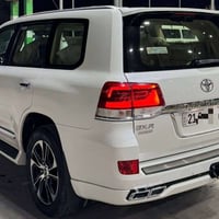 تويوتا لاندكروزر 2021 جراند تورك ساز باب أول محرك 6 سلندر كرسي السائق ...