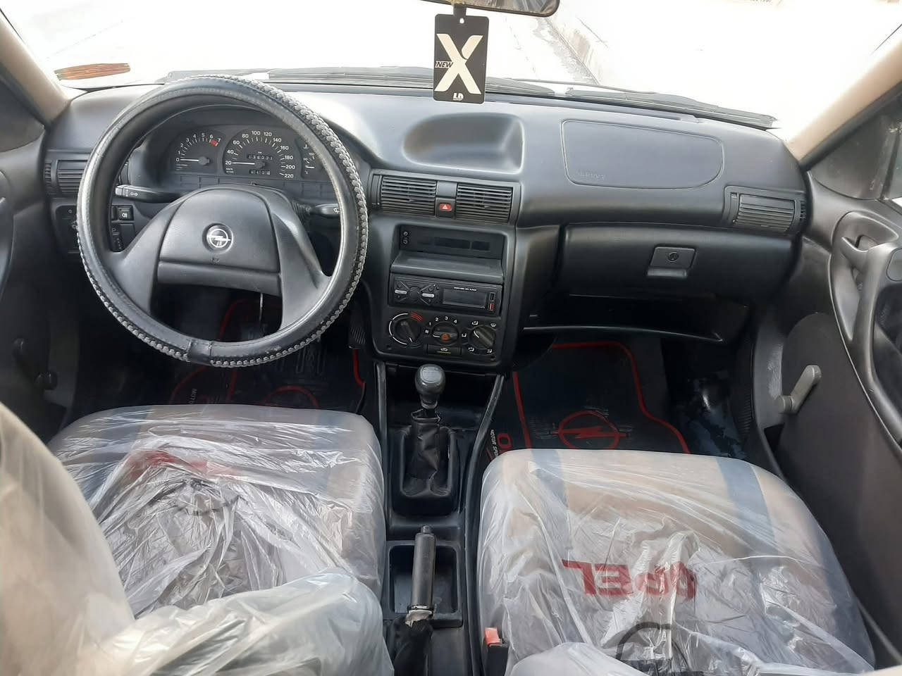 استرا موديل ٩٢ محرك حجم ١٦ كير عادي ستيرن بور قفل مركزي ريمونت سلايت سقفي وايرمنية شغالة صبغ حزام جمالية بدون ضرر رقم نينوى انكليزي سنوية وهزة جديدة مشروع وطني تحويل بشرط المكاتبة مع الشرعي السعر 42
***********
