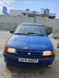 استرا موديل 93 شرط الوكاله والتحويل من ابو السنويه  صبغ بس الدوير محرك...