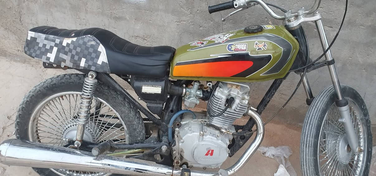 كلك للبيع نص غراضه جدد ب٢٥٠ مكان عسكري كبل مكينه رابيدو  رقمي *********** مو شراي لتعبني وتجي سولف اسمعك حجايه متعجبك
