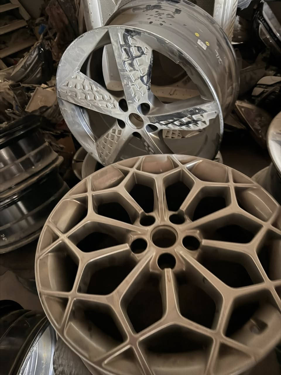 كافه الوياله جنسيس متوفره جي ٧٠ وجي ٨٠ وجي ٩٠ وجي في ٧٠ وجي في ٨٠ وجي ٩٠ العنوان ديوانيه ديوانيه التقيه ثالثه على طريق النجف مقابل بانزين خانه القصواء مجمع بشار البديري 
***********زيودي البديري 
***********زيودي 
***********زيودي 
يوجد خدمة التوصيل لجميع المحافظات
