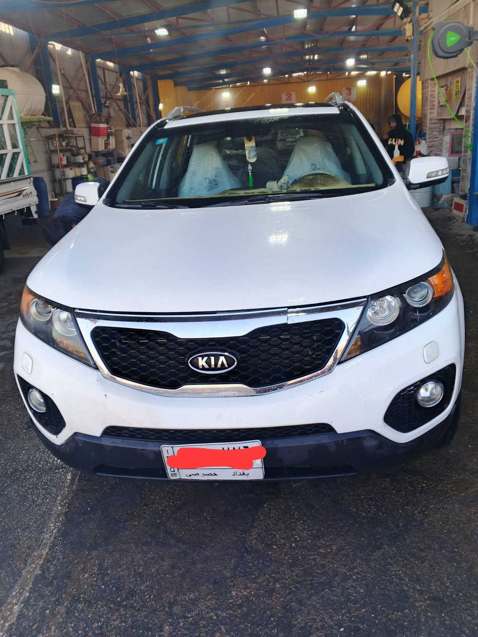 السلام عليكم سياره نوع سورنتوموديل ١٢ خليجي كويتي فول مواصفات واحد على واحدبصمه بنرامه شاشه كامره حساسات أمامية وخلفية تحكم ستيرن خمسة ويل كب ٦سلند٧راكب٣قطع تبريد مكفول من الحادث والضربه والتبديل والصبغ فقط باب السائق شبر كفالة الطير والمكينه تخمتايرتبريد تدفه اشتير مري مري شفط كشن كهربائي خير من الله السيارة مال جناي العنوان كربلاء الهاتف***********
