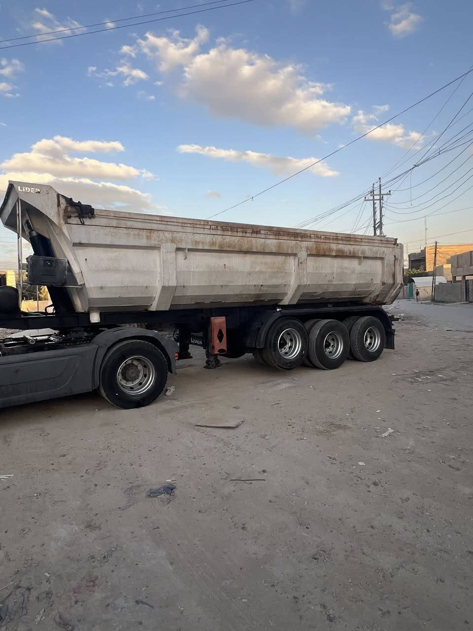 السلام عليكم عربانة حوضية 25متر 3دنكير للبيع  ‭٠٧٧٧ ٩٩٤ ٨٩٥٢
