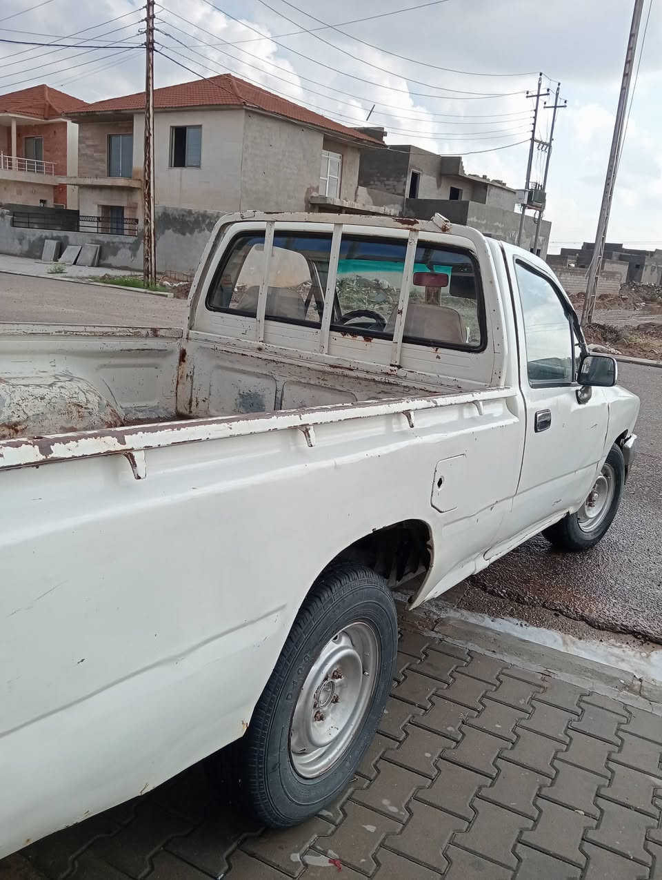 سلام عليكم
بيكم تيوته مديل 90 رقم صلاح الدين الجديد 
محرك كروسيده كير ومحرك مكفول لاتبخير ولا صرف السعر 35وبيها مجال مكان السياره تكريت 
***********
