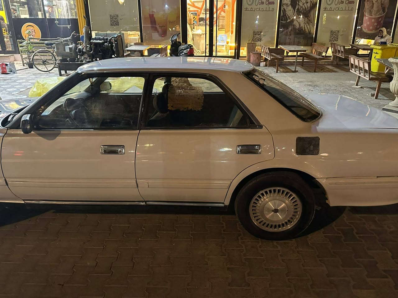 السلام عليكم هارتوب موديل 92مكفوله اصوليات وكير مكينه تبريد غرفه نضيفه حداديه نضيفه للاستفسار *********** مصبوغه عام بدون ضربه قويه جاملغ فقط مكينه سي تسعه 2500 جديد
