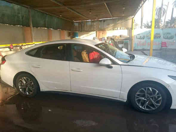 السلام عليكم موديل 20 خليجي مكينه 2500 بسم ولد موضف بل صحه بعد سنتين تصير حره والشراي شيريد ضمانات المالك حاضر السعر 150   الشراي يتصل *********** السياره مكفوله عدى دحجه وخدوش
