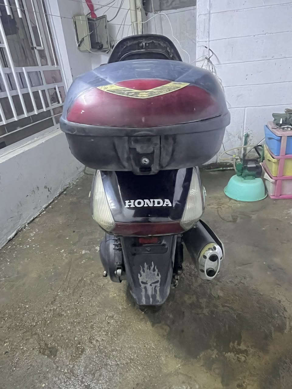 السلام عليكم سلفر ونج 400 مكينه مكفوله تنقيص تبخير نضوح جيب فيتر وفحص كفرات نضافتهن 50‎%‎ وبجم يرادله تطبيك لان دراجة نكلبت فقط دراجة شلعه ومعدله ترايك لشمال كهربائيات كله شغاله شاحنه USB جهاز جي بي اس حماوه انساها جنطه اصليه دراجة نكره بكل وقت دهن موريس مي اخضر بلمختصر ليدور كفر ليجي ليدور مكينه مكفوله ومال كراب خل يجي وجيب فيتر مكينه مكفوله سعرها مليون و700 وبيه مجال مكاني بوب الشام استفسار اكثر ***********
