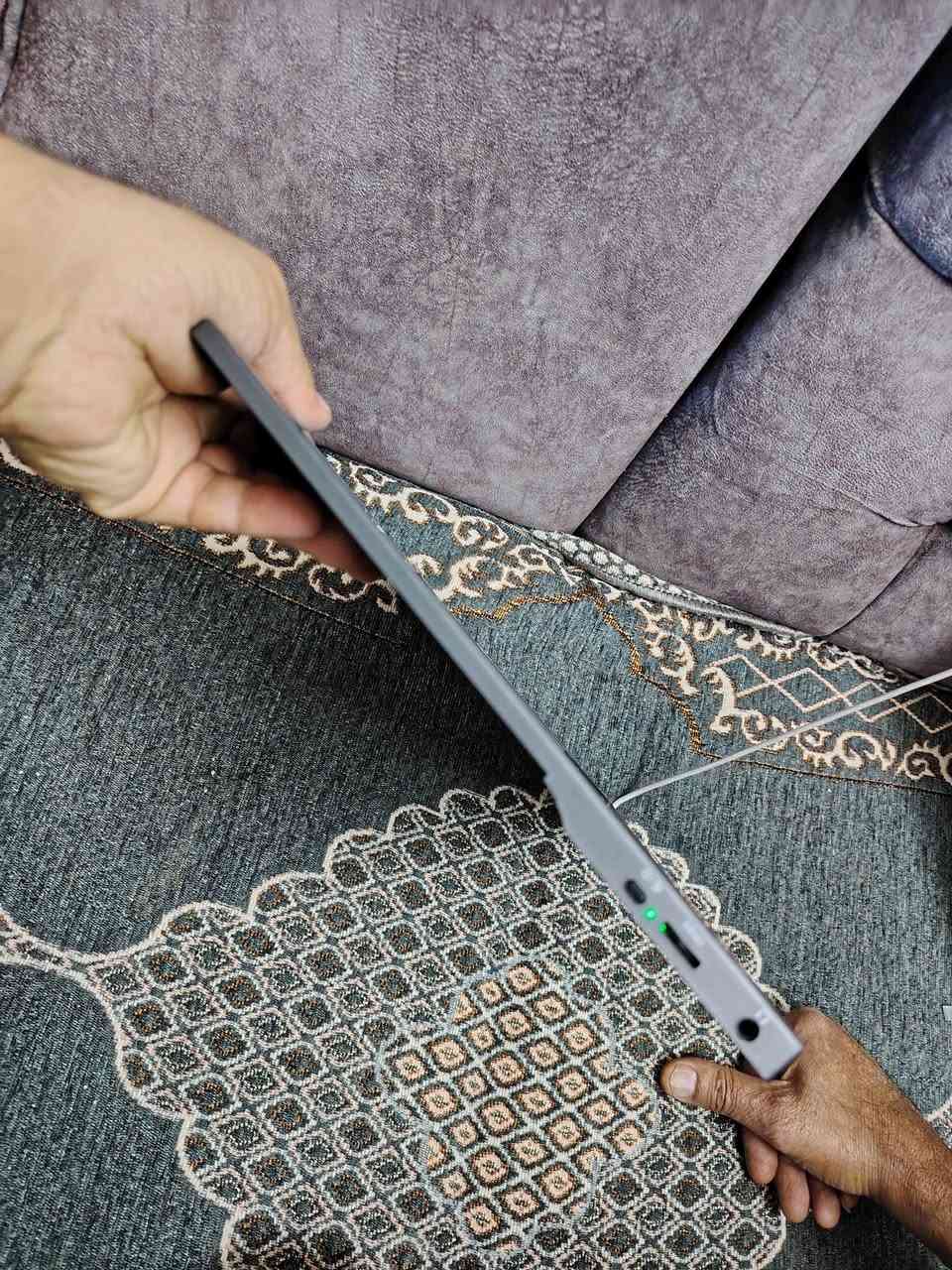 السلام عليكم شاشه بهذا الشكل مع ملحقاتها كامله شاشه شغاله مثل ماموضح با ماعرف مال شنو لصوره خلي سعر باليرضي الله و بالعافيه خاص للاستفسار *********** واتساب
