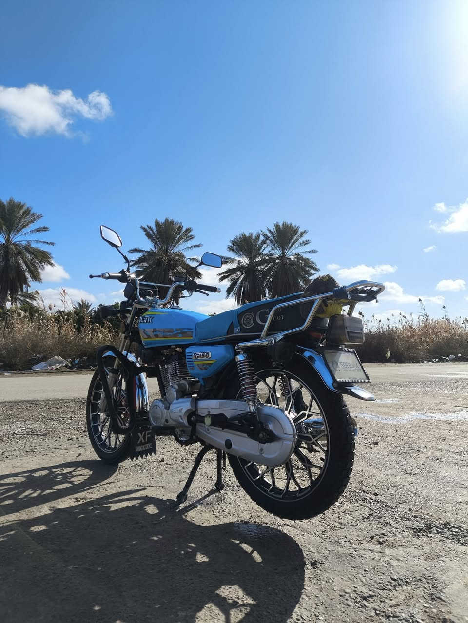 السلام عليكم دراجة للبيع مديل 2024 مكفولة سبانة مامدودة علية محركة مكفول اوراق موجودة السعر 700 وبيه مجال ***********
