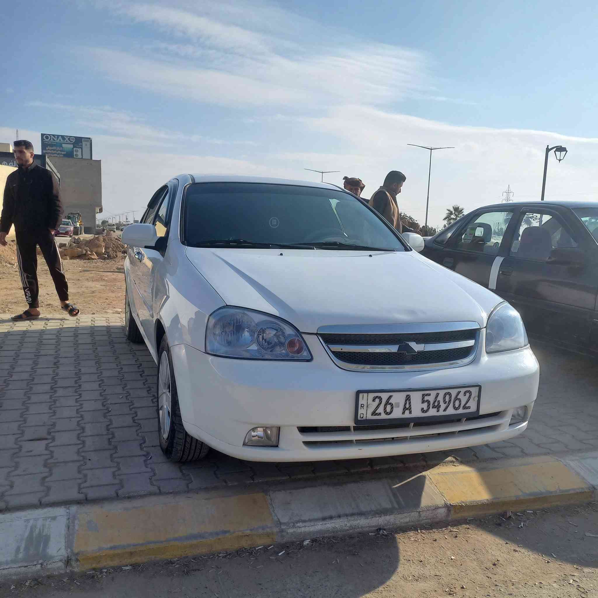 اوبترا 2011 للبيع
لون ابيض ✅

كير مكينه بشرط 

تخم تاير جديد 🆕 

صدر امامي خلفي جديد 🆕 

تبريد تدفئه كله شغال 

كير عادي 

رقم صلاح الدين الدولي شرط التحويل 

قطعه وحده صبغ فقط جاملغ 

السعر83💵 وبي مجال بسيط 

العنوان تكريت 

للاستفسار ***********
