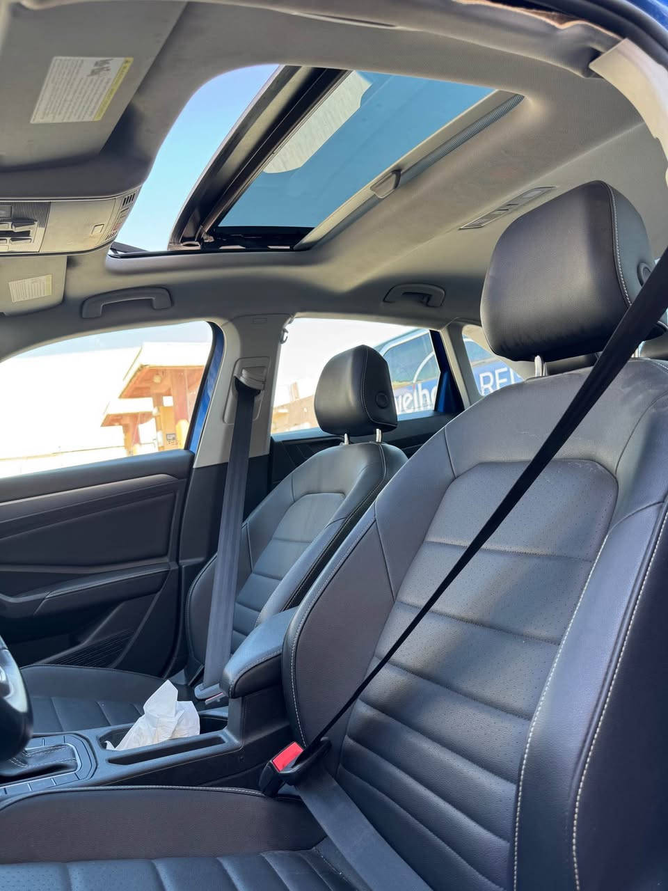 Volkswagen Jeeta SE plus 2024 فولكسواغن جيتا

فقط بوند صبغ بدون دواخل، راديتر و مروحات بلادية 
٤٧ الف ميل ماشية

مواصفات SE Plus فول مواصفات
بصمة و بانوراما و كشنات هيتر و كهربائي و كيج الكتروني، شاشة و كامرية و ويل كروم و بريك بصمة و رادار و حساس

جاهزة بدون مصرف 💯
كل شي بلادي شركة 💯

سعر 139 ورقة و مجال بسيط  
مكان عقرة "ئاكرئ"
واتس اب و كورك ***********
*********** اكر, نينوى
