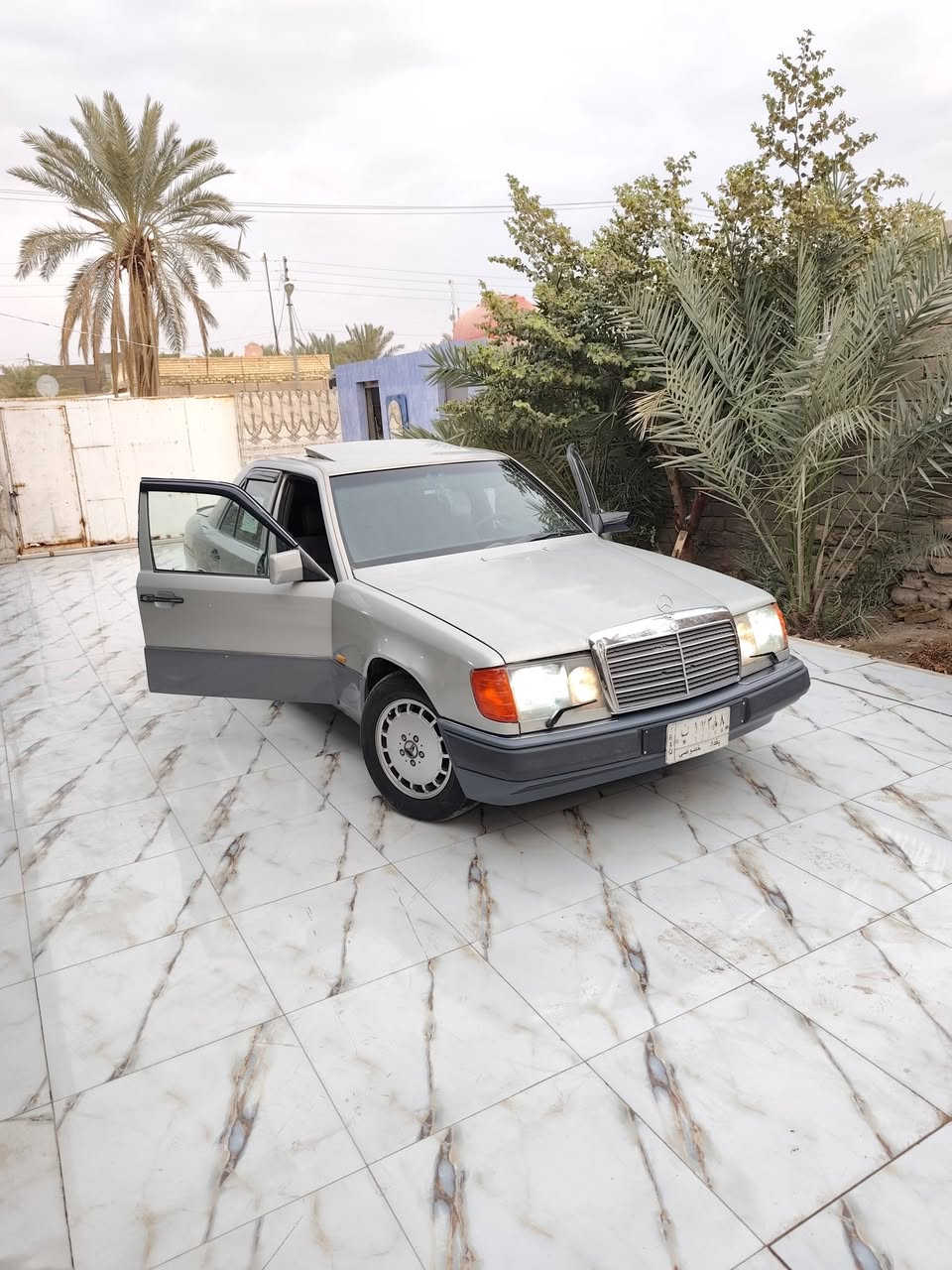 يا الله السلام عليكم مرسيدس دوب للبيع حلو نظيف 300 موديل 91 سياره كلش نظيفه وحلوه على البلاد قواعد بلاد برانكيت بلاد تخم تاير حداده من الطول للطول جديده مكينه وقير جدد في في تي مال بطه سياره نظيفه معنى الكلمه مال جني مو مال بيع اي نقص ما بيها سياره جاهزه للاخير رقم بغداد سياره باسمي تحويل ثاني يوم باسمك سعر 75 بيها مجال كشن كهرباء منظومه لايت الزنون ابو الفان سياره كفاله مكاني بصره قضاء المدينه***********
