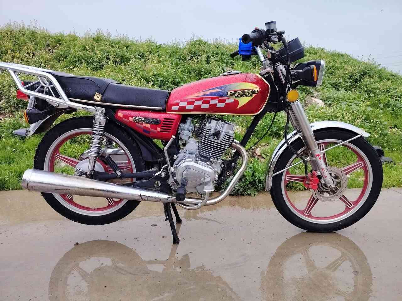 مطور بارت عينان سوري حجم 200 مكينه كبس كهرباء كامل شقال منفيس موديل 2021 سعر 440 الف لتوصل خاص لو وتساب ***********
