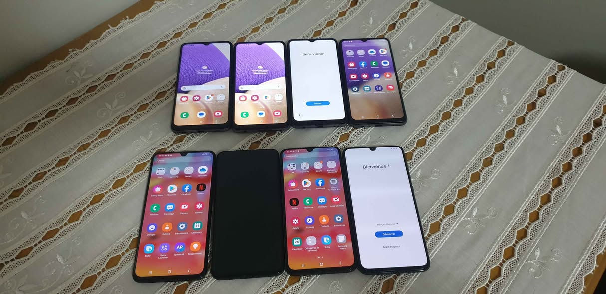 A32 128g/4g
A70 128/6g أنيركي, أزيلال


**إذا كنت صاحب هذا الإعلان وتريد حذفه لأي سبب، رجاءا أرسل رسالة إلى الدعم الفني**