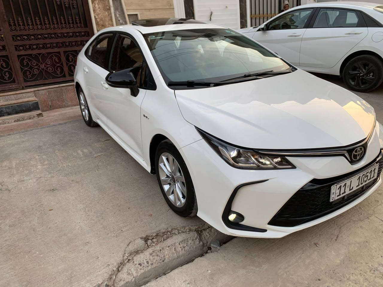 السلام عليكم كورلا موديل 2025 خليجي هايبرد رقم بغداد بأسمي فول مواصفات 1/1 ماعدا الكرسي مو كهرباء ماشيه 8000 مكفوله حتى من الشخط
المواصفات 
بصمات عدد 2 
سلايت 
رادار امامي 
لد امامي خلفي 
اشاير مري 
تحكم ستيرن فول 
تحديد مسار 
كروس سرعه
حساس تاير 
شاشه اصليه 
كامره دواره 
كشنات جلد 
سبير منازل
وبعد بيها مواصفات اكثرر السياره جديده جدا بوضعية الزيرو
مكان السياره بغداد شارع فلسطين 
السعر 25500 مليون وبيها مجال بسيط
الاستفسار على الرقم 
***********
