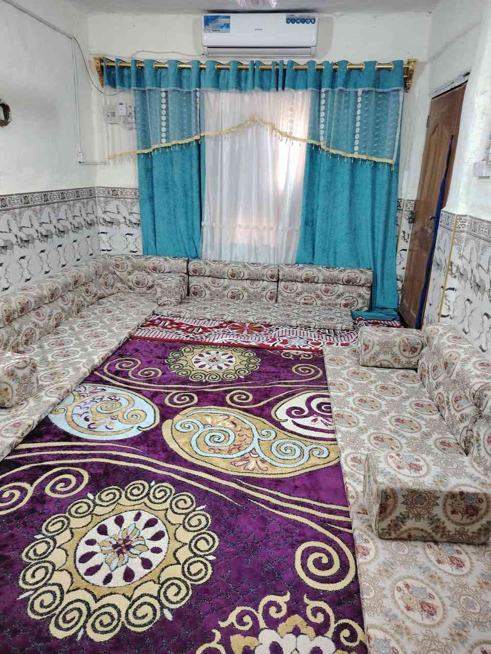 السلام عليكم
بيت للبيع حي الشهداء قرب جامعة العين اول فرع بالشهداء ثاني بيت عن الشارع الرئيسي 200 م
البيت بناء قديم يصلح بناية سكنية للاستفسار
***********
