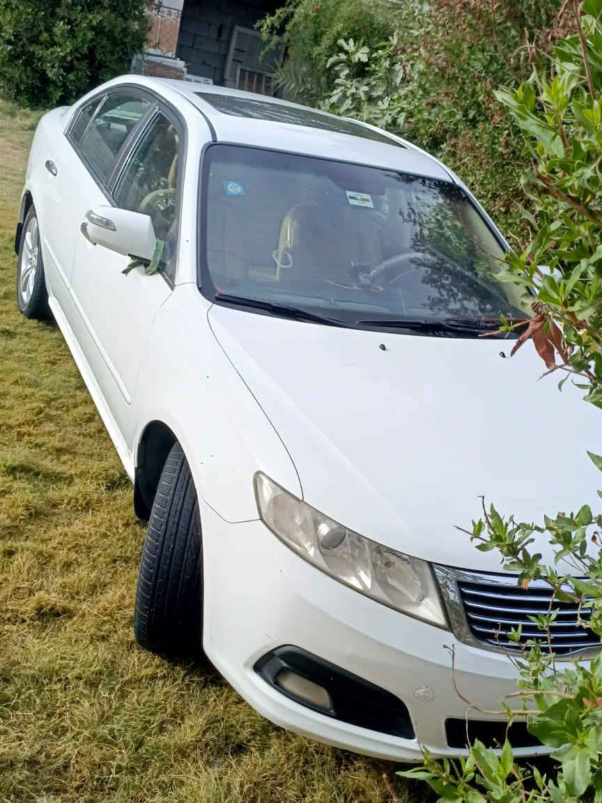 سياره للبيع ئوبتمه 2010 كامله مواصفات 
محرك دوش المرقوب 2400
سياره مكفولة كفاله عامه من كل ضربه 
رقم بغداد وهذه رقمي بي واتساب ***********
لحاب يستفسر يتصل وسياره بسعر مناسب
