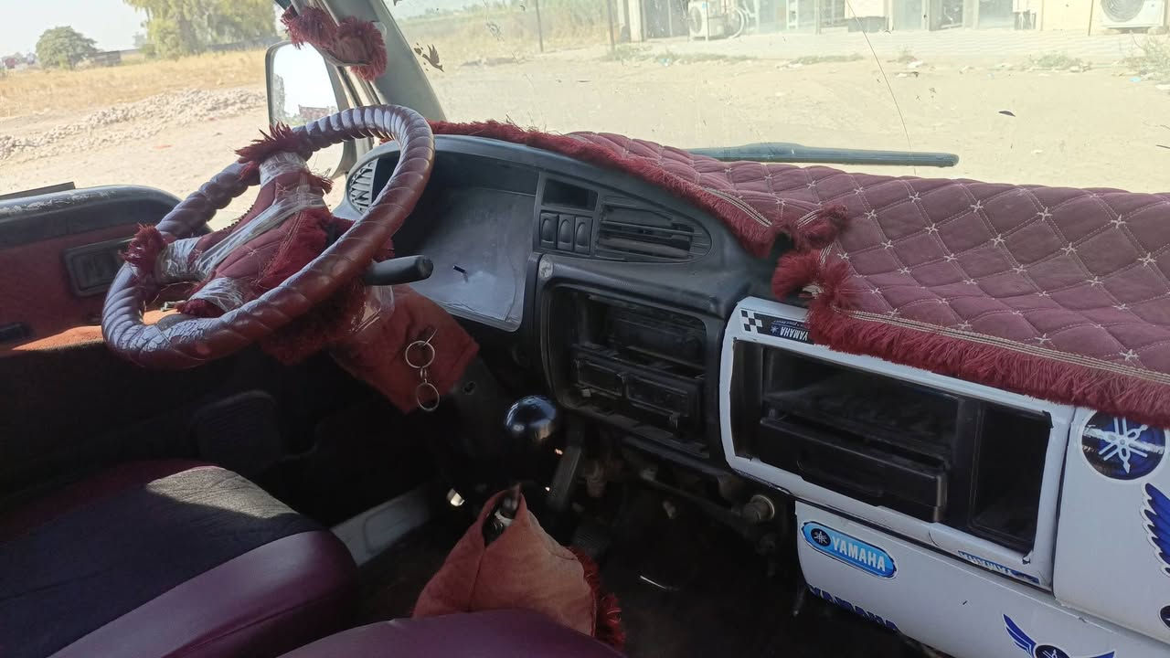 سلام عليكم
سياره للبيع سومسوك موديل 99 رقم ديالى تحويل مباشر 
رقم الهاتف *********** سعر خاص
