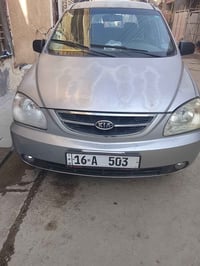 كيا كارنز موديل 2004للبيع 7راكب رقم 07831649015بي واتساب كشرها بي تلحي...
