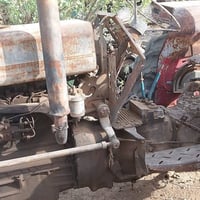 مكينه فوركسن للبيع شغاله عوزها باتري فقط السعر مليون ونص وبيها مجال لل...