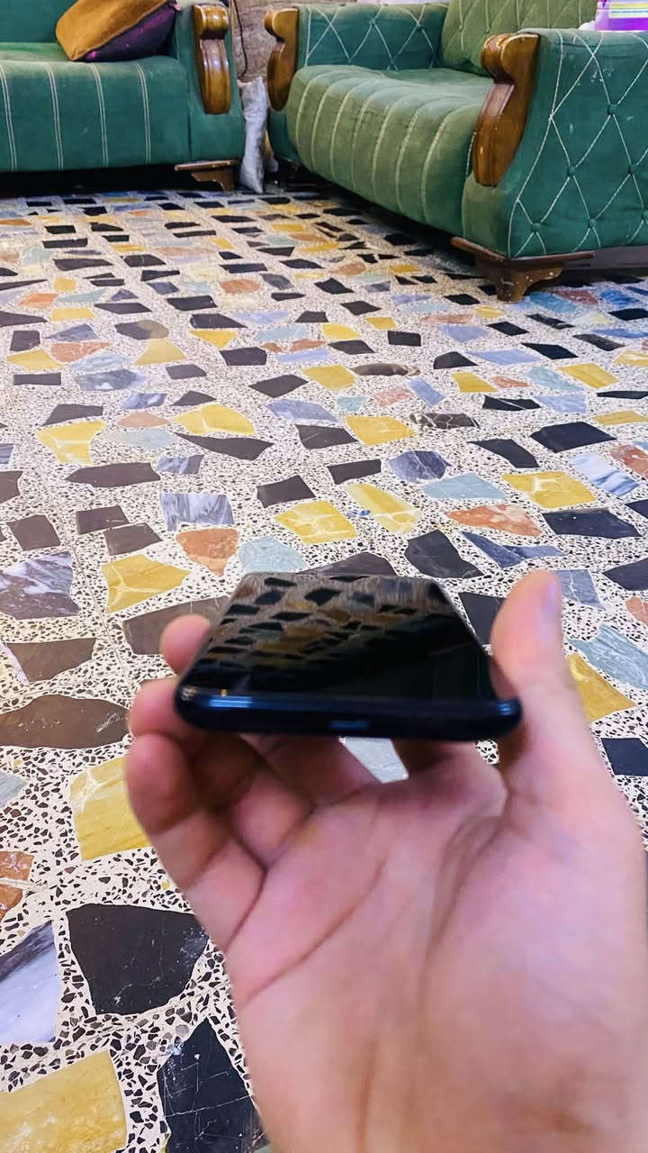يلا اخوان على اول تم ٥٠ مع التوصيل جهاز اصلي كلشي مفتوح سيمكارت ورام ذاكره ٣٢ اصلي وكاله موتريلا نضافه ١٠٠ بدون ملحقات اندرويد 9


**إذا كنت صاحب هذا الإعلان وتريد حذفه لأي سبب، رجاءا أرسل رسالة إلى الدعم الفني**