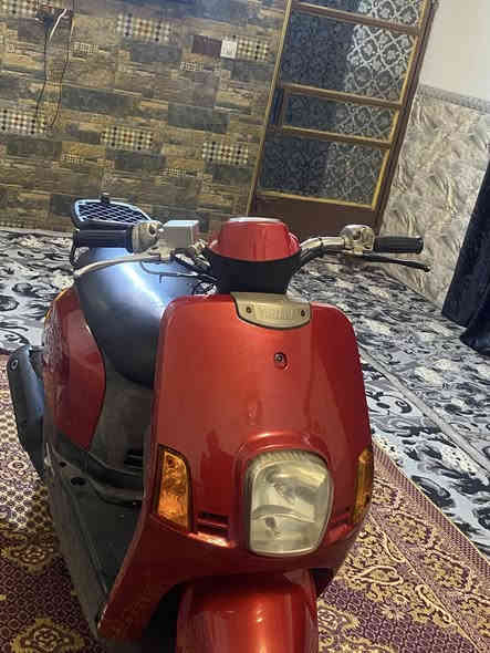 سلام عليكم دراجة بوليس 2008 مكينة خرسة دراجة كاملة مكملة خير من الله وملاحضة بسيطة بس راجز مالتهة شوية يكطع وصخ دراجة كدامكم خير مَـטּ الله ب650 وبيهة مجال للطيبين تواصل علا رقم ***********
