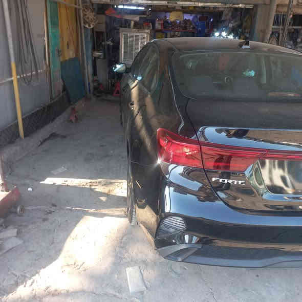 كيا فورتي ٢٤ ضرر صبغ ٣ قطع ماشيه ١٠الف بدون رقم مبايل ***********
