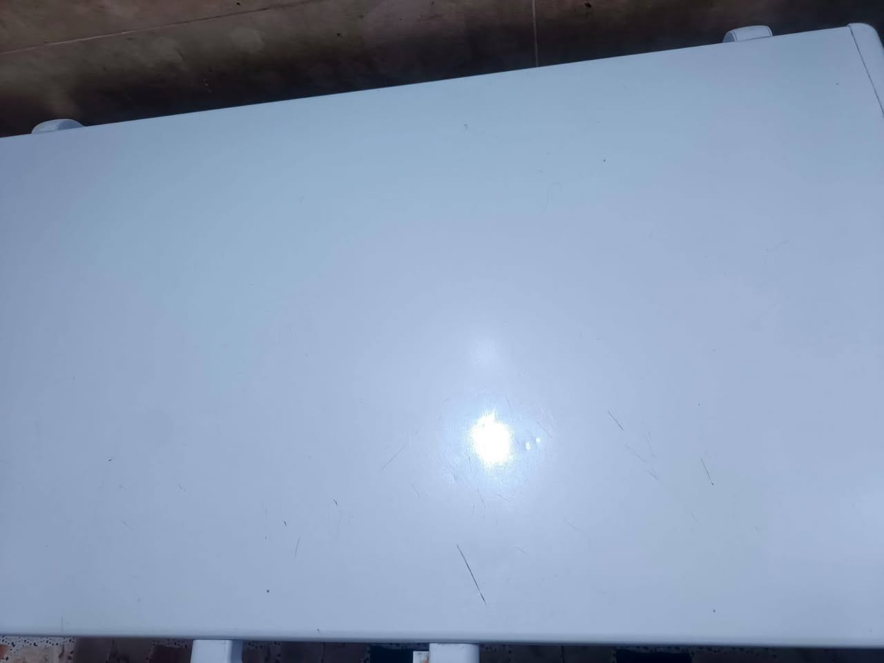 مجمدة shark حجم 14 قدم ما بيها عطل تجميد زين سعر 300 
المكان التاجي
***********
